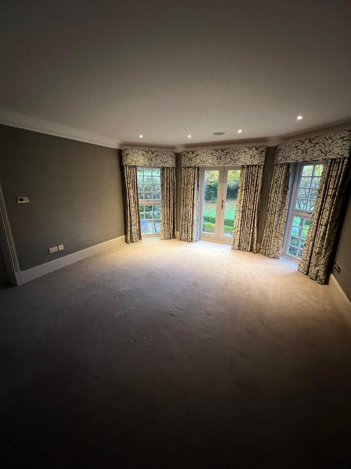 Interior of the Oxshott property before works.